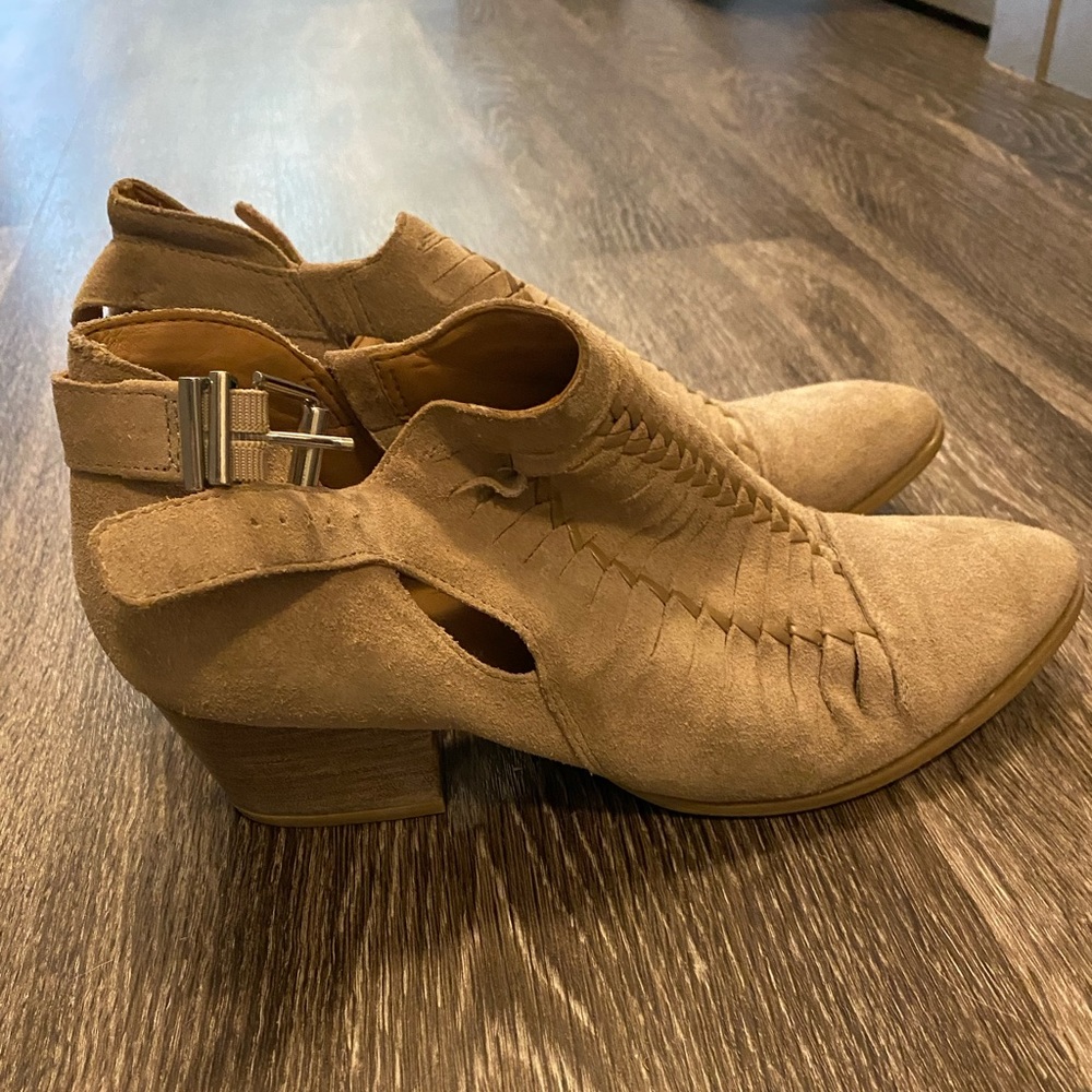 Franco Sarto suede tan booties size 9 used
